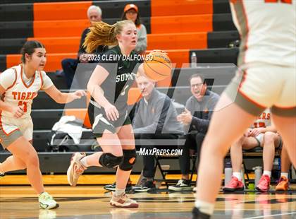 Thumbnail 3 in Summit @ Lakewood photogallery.