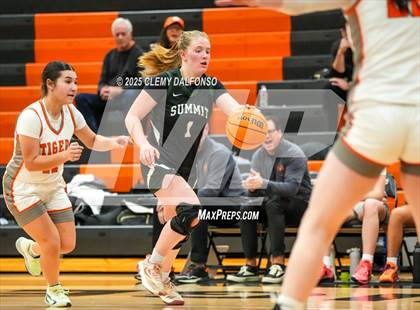 Thumbnail 1 in Summit @ Lakewood photogallery.