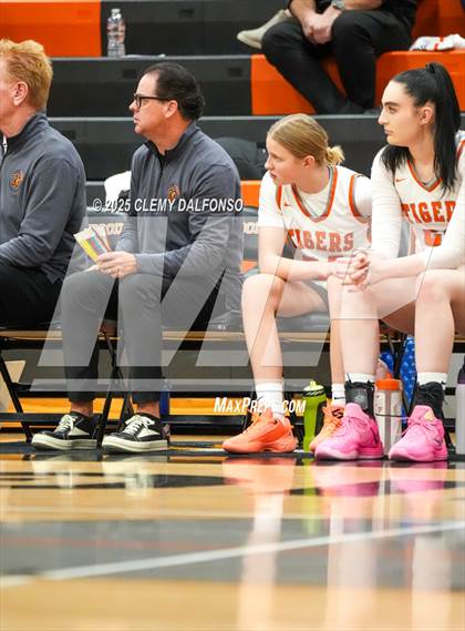 Thumbnail 1 in Summit @ Lakewood photogallery.