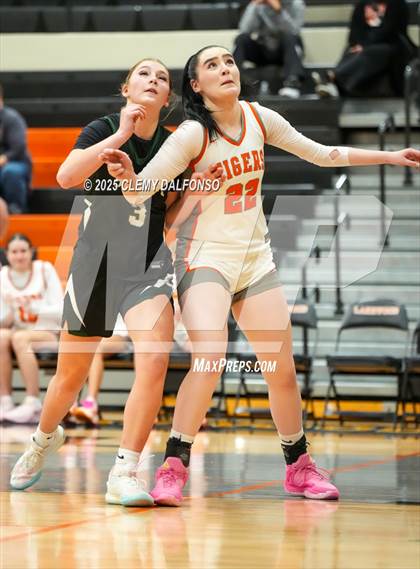 Thumbnail 3 in Summit @ Lakewood photogallery.