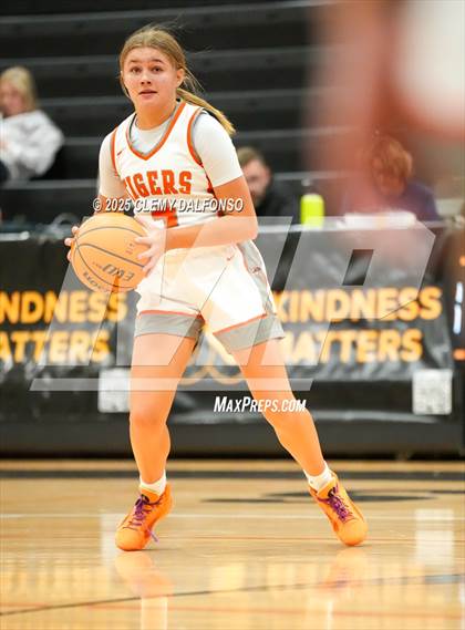 Thumbnail 2 in Summit @ Lakewood photogallery.