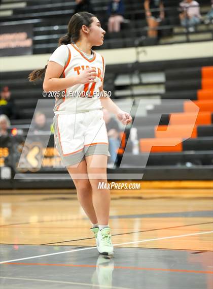 Thumbnail 3 in Summit @ Lakewood photogallery.