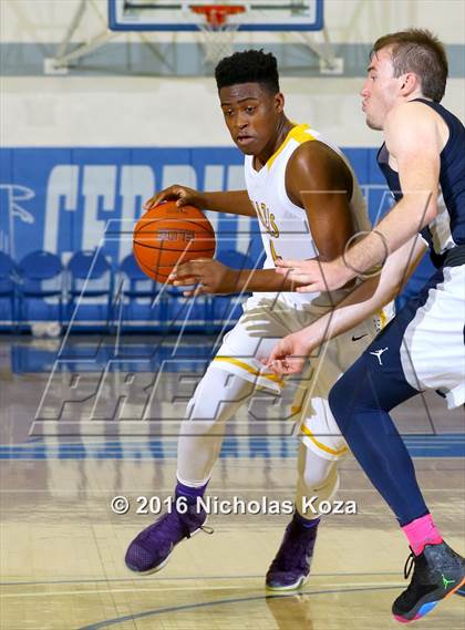 Thumbnail 1 in Loyola vs. Durango (Fairfax State Preview) photogallery.