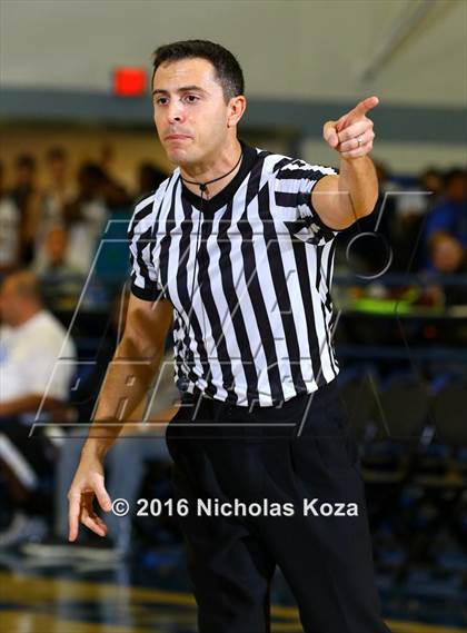 Thumbnail 1 in Loyola vs. Durango (Fairfax State Preview) photogallery.