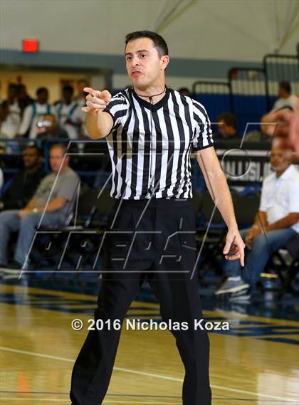 Thumbnail 3 in Loyola vs. Durango (Fairfax State Preview) photogallery.