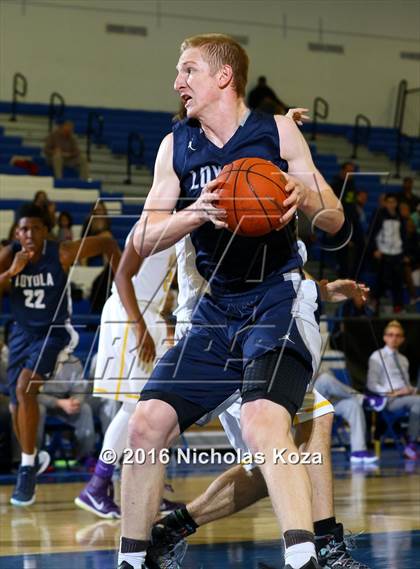 Thumbnail 2 in Loyola vs. Durango (Fairfax State Preview) photogallery.