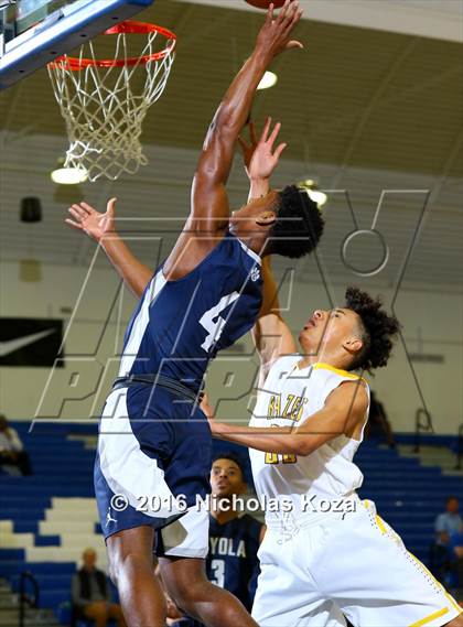 Thumbnail 3 in Loyola vs. Durango (Fairfax State Preview) photogallery.