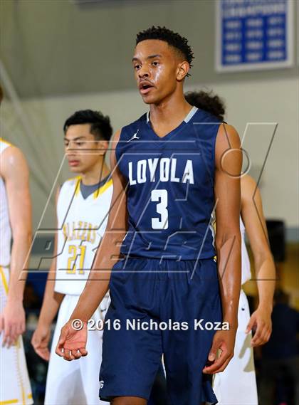 Thumbnail 2 in Loyola vs. Durango (Fairfax State Preview) photogallery.