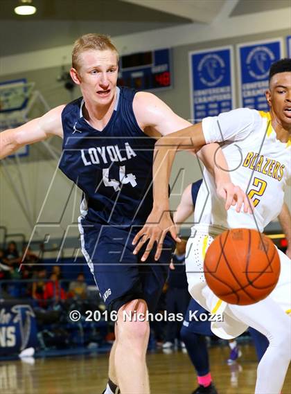 Thumbnail 3 in Loyola vs. Durango (Fairfax State Preview) photogallery.