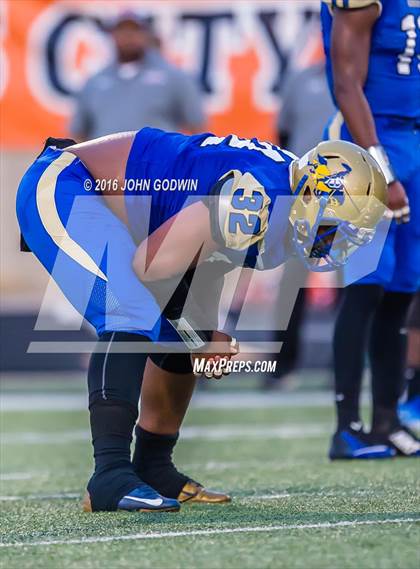 Thumbnail 2 in Elkins vs Texas City photogallery.