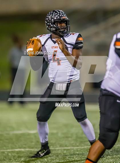 Thumbnail 2 in Elkins vs Texas City photogallery.
