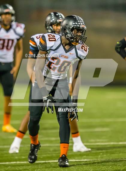 Thumbnail 3 in Elkins vs Texas City photogallery.