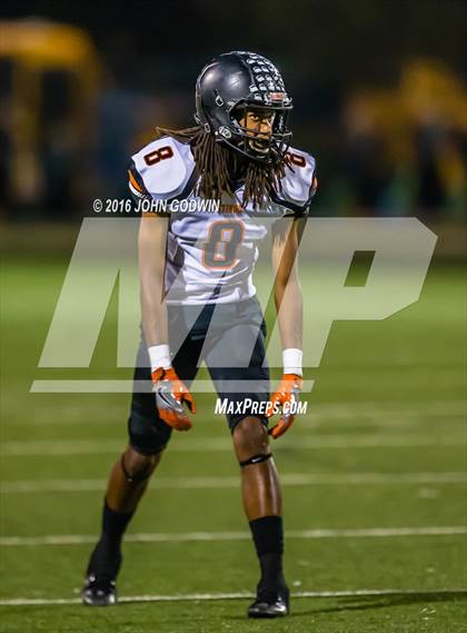 Thumbnail 1 in Elkins vs Texas City photogallery.