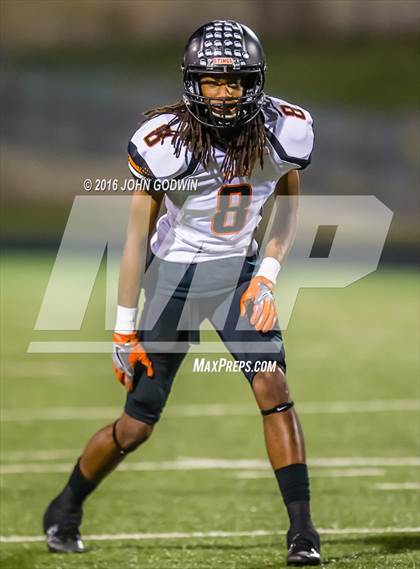 Thumbnail 2 in Elkins vs Texas City photogallery.