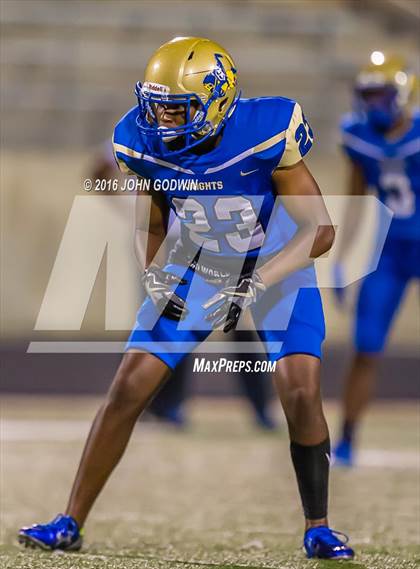 Thumbnail 3 in Elkins vs Texas City photogallery.