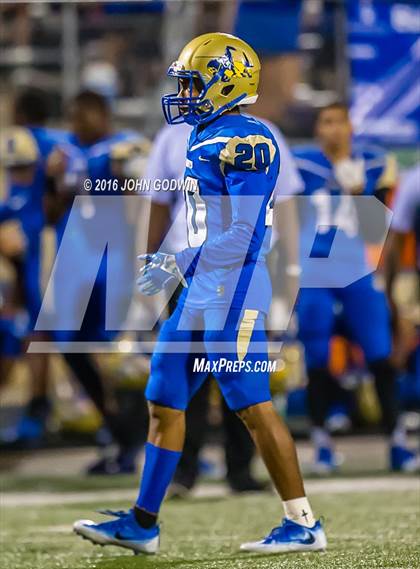 Thumbnail 3 in Elkins vs Texas City photogallery.
