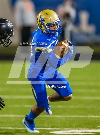 Thumbnail 1 in Elkins vs Texas City photogallery.