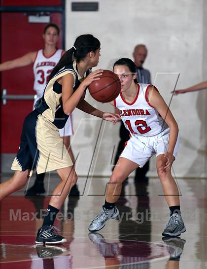 Thumbnail 3 in Glendora vs. Northview photogallery.