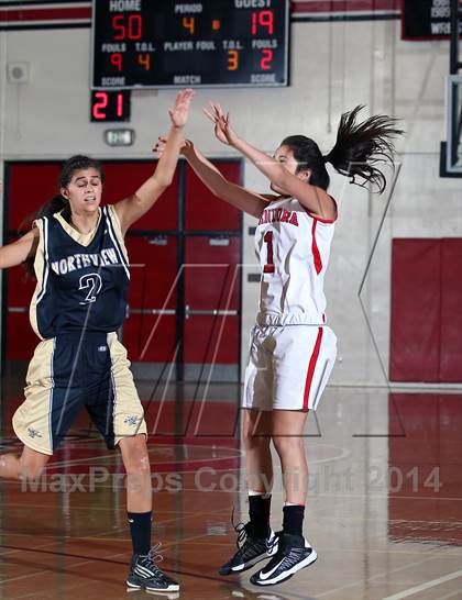 Thumbnail 1 in Glendora vs. Northview photogallery.
