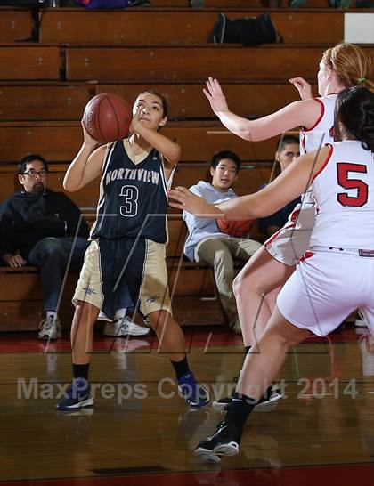 Thumbnail 2 in Glendora vs. Northview photogallery.