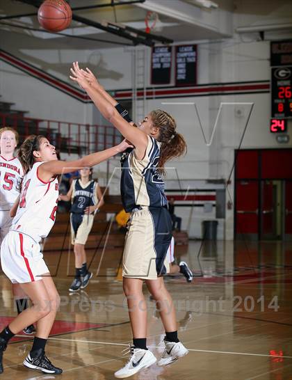 Thumbnail 1 in Glendora vs. Northview photogallery.