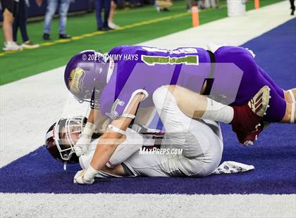 Thumbnail 1 in Hawley vs. Shiner (UIL Football 2A D2 Finals) photogallery.
