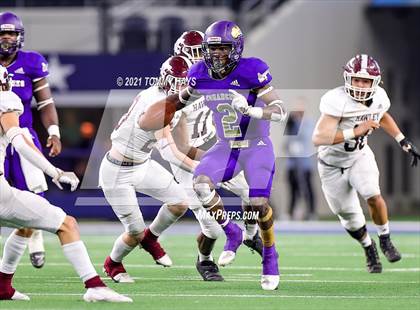 Thumbnail 3 in Hawley vs. Shiner (UIL Football 2A D2 Finals) photogallery.