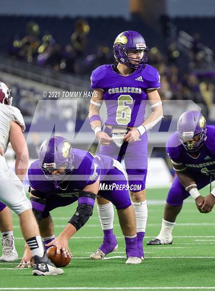 Thumbnail 1 in Hawley vs. Shiner (UIL Football 2A D2 Finals) photogallery.
