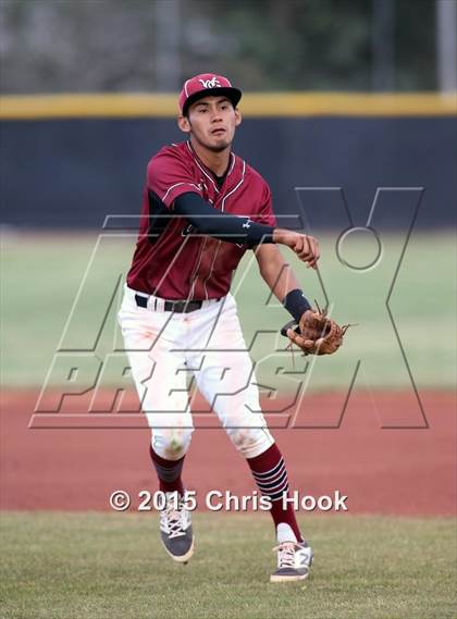 Thumbnail 1 in Desert Christian vs. Walden Grove (Panther Invitational) photogallery.