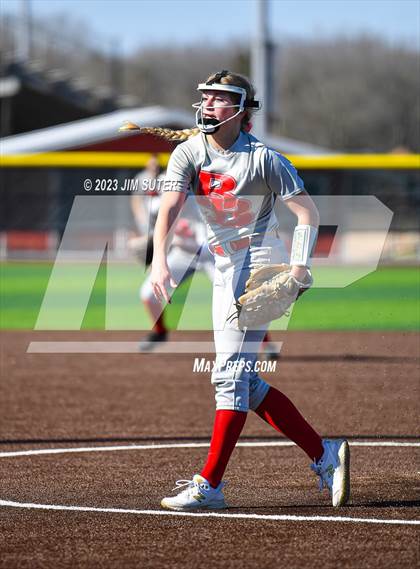Thumbnail 1 in Caldwell vs Bellville (Scrimmage) photogallery.