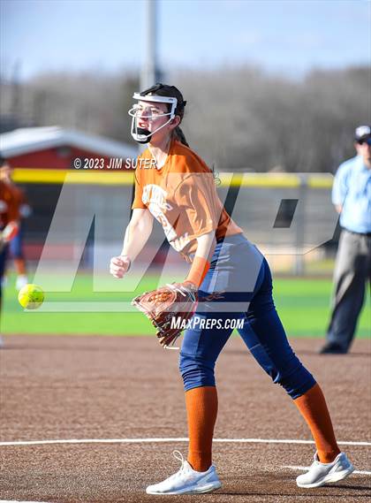 Thumbnail 3 in Caldwell vs Bellville (Scrimmage) photogallery.