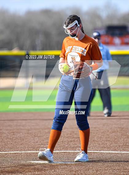 Thumbnail 2 in Caldwell vs Bellville (Scrimmage) photogallery.