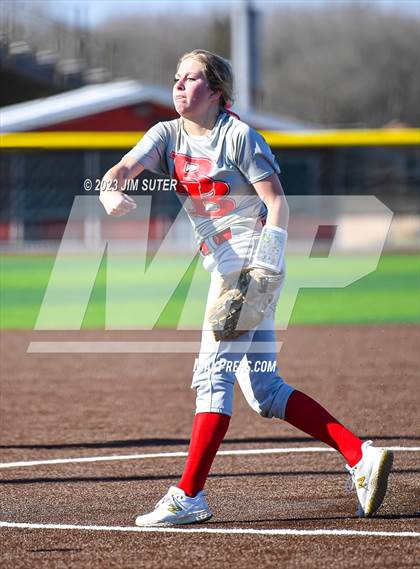 Thumbnail 3 in Caldwell vs Bellville (Scrimmage) photogallery.