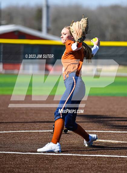 Thumbnail 1 in Caldwell vs Bellville (Scrimmage) photogallery.