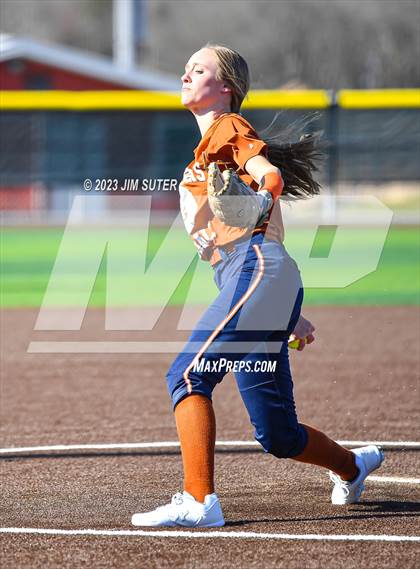 Thumbnail 1 in Caldwell vs Bellville (Scrimmage) photogallery.