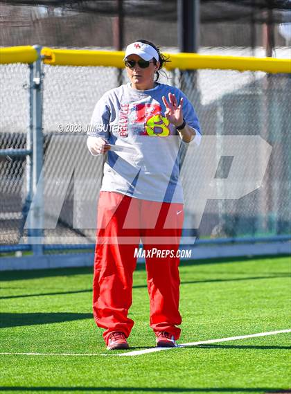Thumbnail 3 in Caldwell vs Bellville (Scrimmage) photogallery.