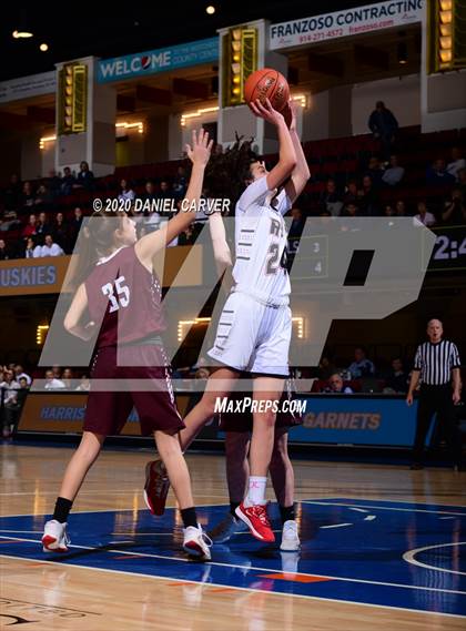 Thumbnail 1 in Rye vs. Harrison (Section 1 Class A Semifinal) photogallery.