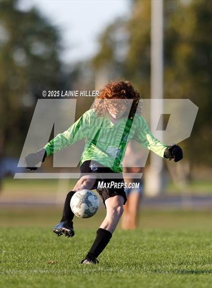 Thumbnail 3 in JV: Sartell - St. Stephen @ Bemidji photogallery.