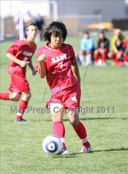 Thumbnail 2 in Williamsville East vs Niagara Falls (ECIC/NFL Challenge) photogallery.