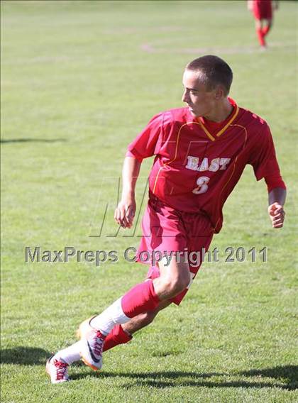 Thumbnail 3 in Williamsville East vs Niagara Falls (ECIC/NFL Challenge) photogallery.