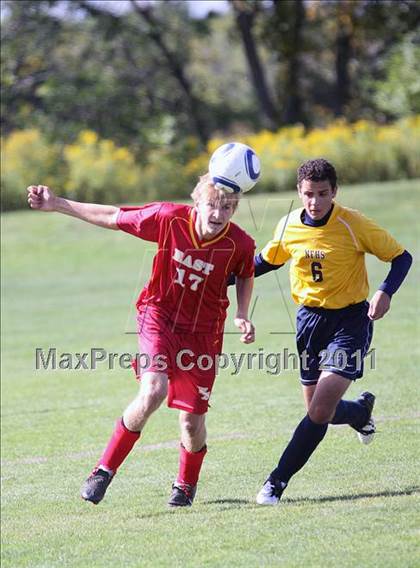 Thumbnail 2 in Williamsville East vs Niagara Falls (ECIC/NFL Challenge) photogallery.