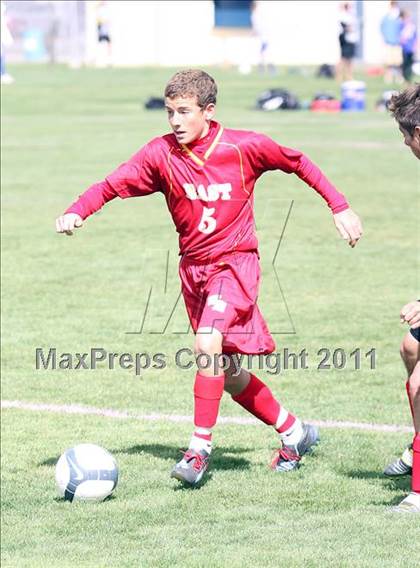 Thumbnail 2 in Williamsville East vs Niagara Falls (ECIC/NFL Challenge) photogallery.