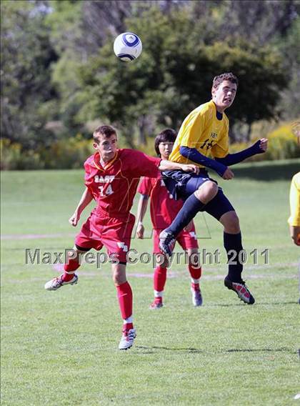 Thumbnail 3 in Williamsville East vs Niagara Falls (ECIC/NFL Challenge) photogallery.