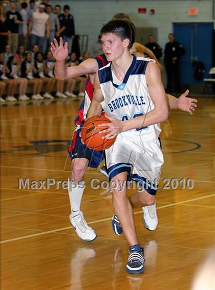 Thumbnail 1 in Kane vs. Brookville (PIAA District 9 AA Final) photogallery.