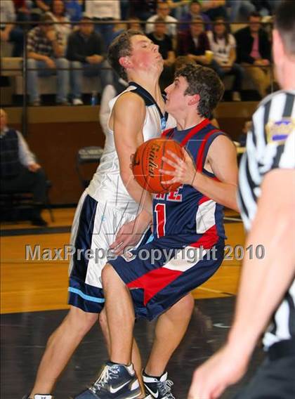 Thumbnail 3 in Kane vs. Brookville (PIAA District 9 AA Final) photogallery.