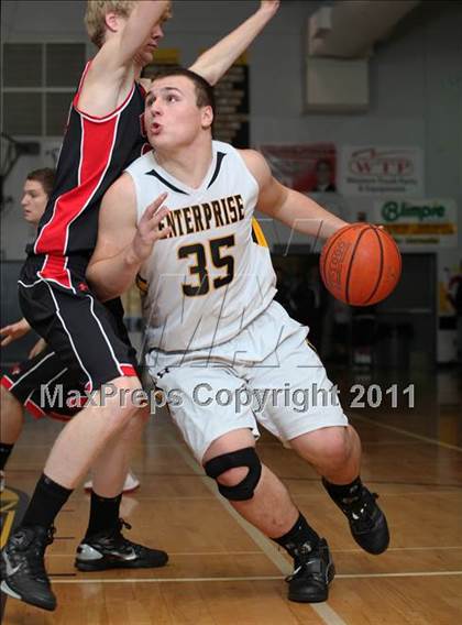 Thumbnail 3 in Foothill @ Enterprise (Hornet Classic Tournament) photogallery.