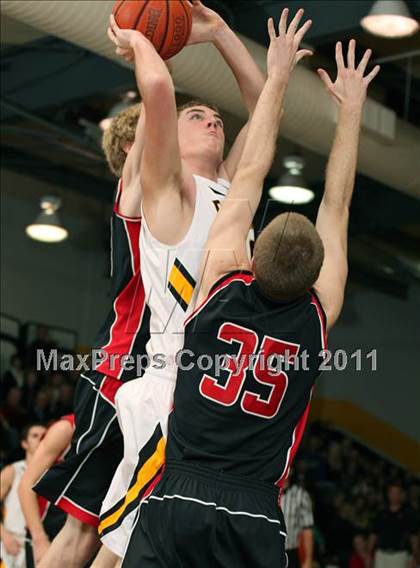 Thumbnail 3 in Foothill @ Enterprise (Hornet Classic Tournament) photogallery.