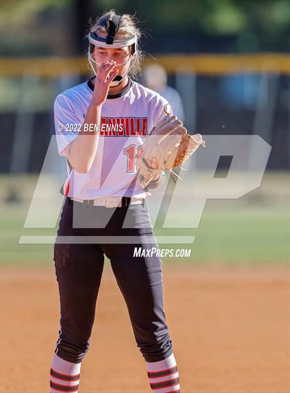 Thumbnail 2 in Chamblee vs Loganville (GHSA 5A State Tournament) photogallery.