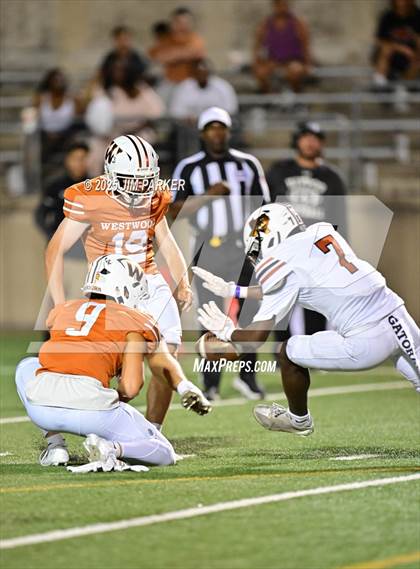 Thumbnail 3 in Hutto @ Round Rock Westwood photogallery.