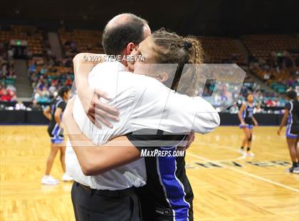 Thumbnail 2 in Grandview vs. Monarch (CHSAA 6A Championship) photogallery.